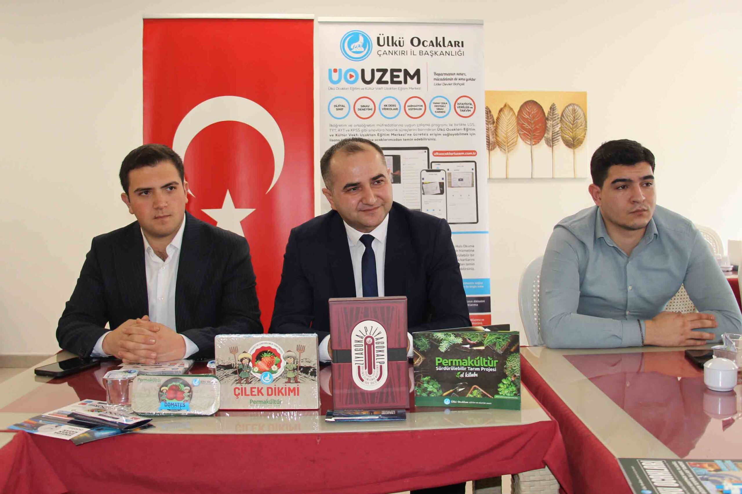 Ülkü Ocakları Çankırı İl Başkanı Şükrü Kurt, düzenlediği basın toplantısında