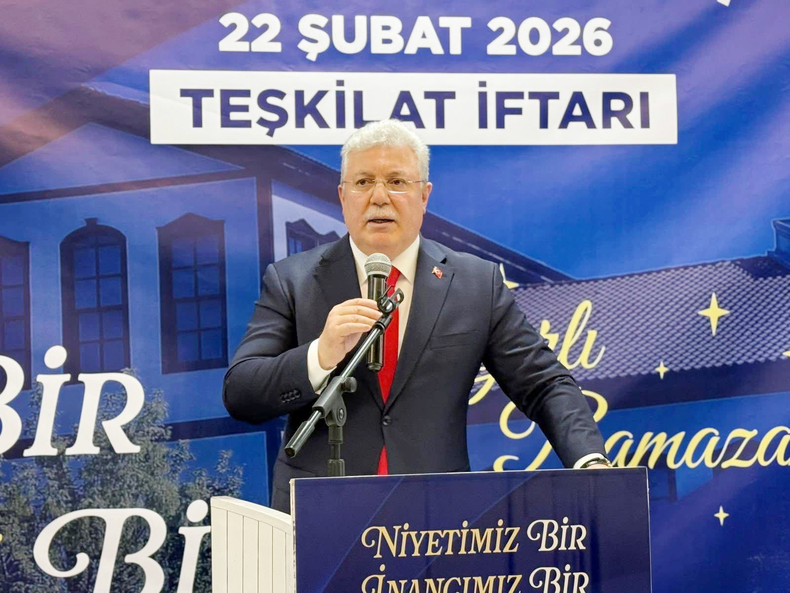 AK Parti Çankırı İl Teşkilatı, düzenlenen geleneksel teşkilat iftarında bir