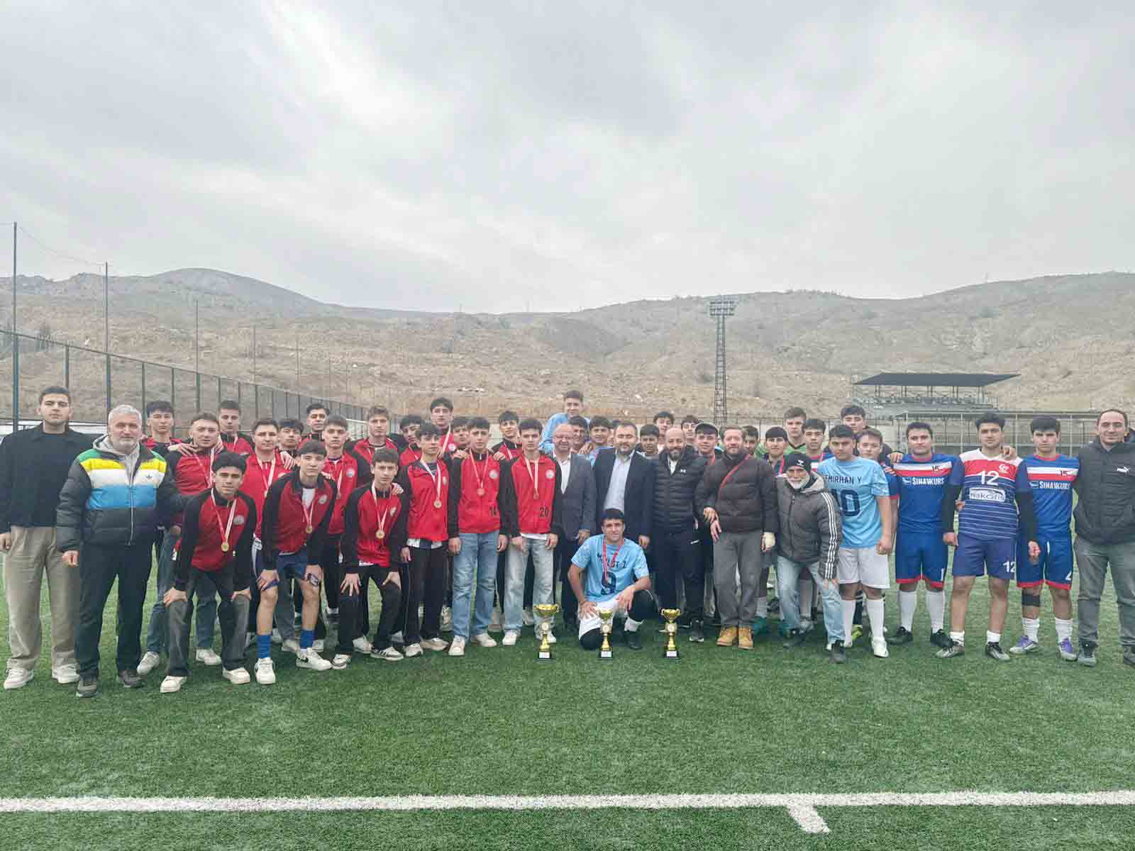 2025-2026 eğitim öğretim dönemi çerçevesinde düzenlenen okul sporları farklı branşlarda