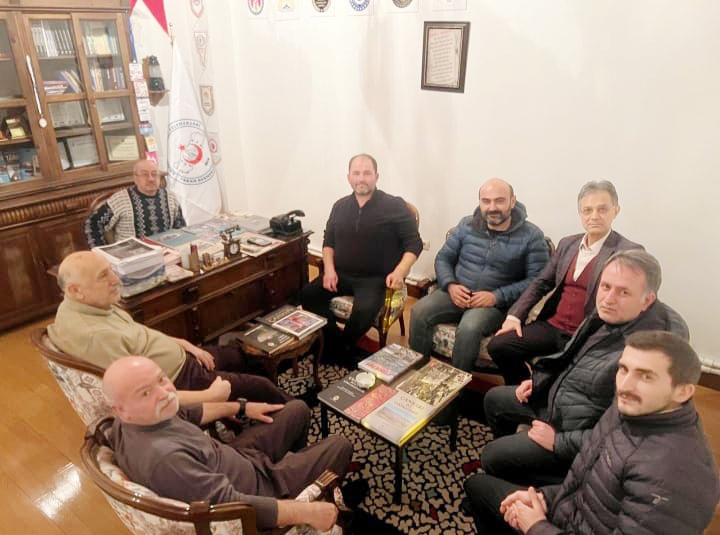 Absarıloğlu’ndan tüm yaran meclislerine çağrı, “Gelin hep birlikte mücadele edelim” Anadolu Sohbet Gelenekleri ve Yaran Dernekleri Federasyonu Genel Başkanı Ahmet Absarılıoğlu,