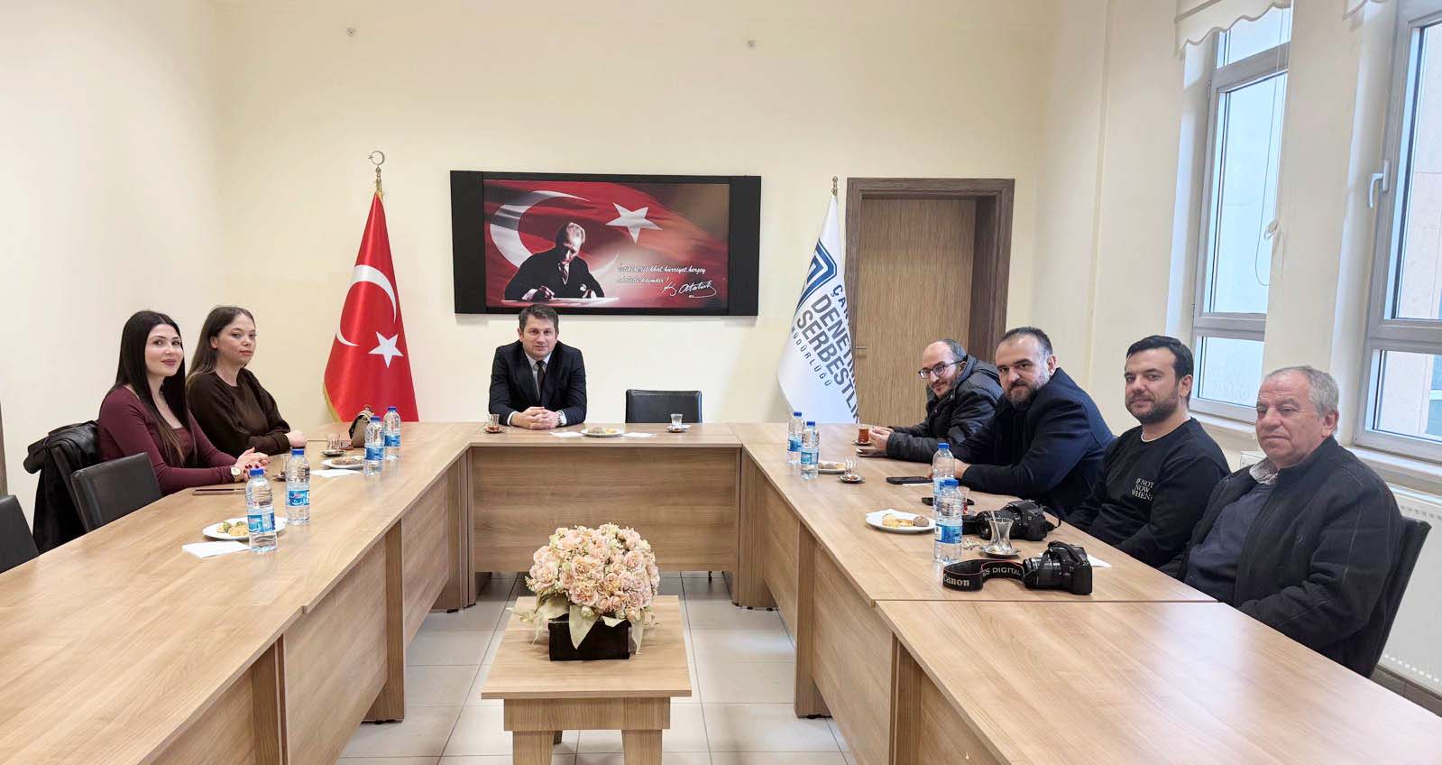 Çankırı Denetimli Serbestlik Müdürü Fatih Murat, basın mensuplarını ağırladı. Samimi