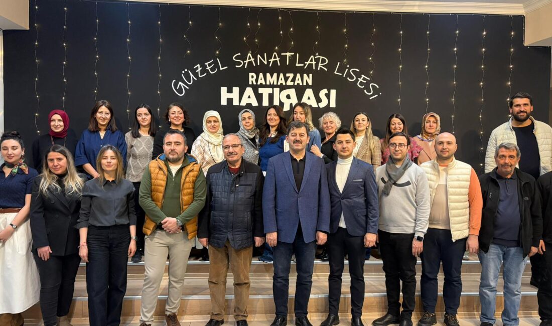 Geleneksel Mirasımız, Ramazan Sofrasında Buluştu Selahattin İnal Güzel Sanatlar Lisesi’nde düzenlenen iftar programında; İl Milli