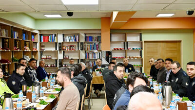 Çankırı Valisi Hüseyin Çakırtaş, İl Emniyet Müdürlüğü tarafından düzenlenen sahur