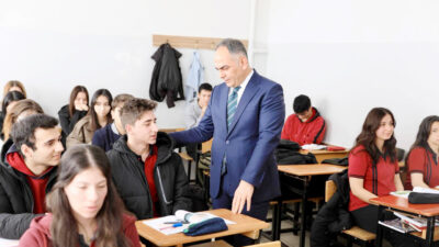 Çankırı Valisi Hüseyin Çakırtaş, ilimizde yürütülen eğitim faaliyetlerini yerinde incelemek