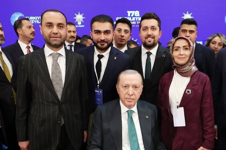 AK Parti Çankırı teşkilatı Cumhurbaşkanı Recep Tayyip Erdoğan ile bir
