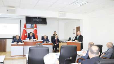 İl Genel Meclisi’nin Cuma günü gerçekleştirdiği toplantıya katılarak üyelere hitap