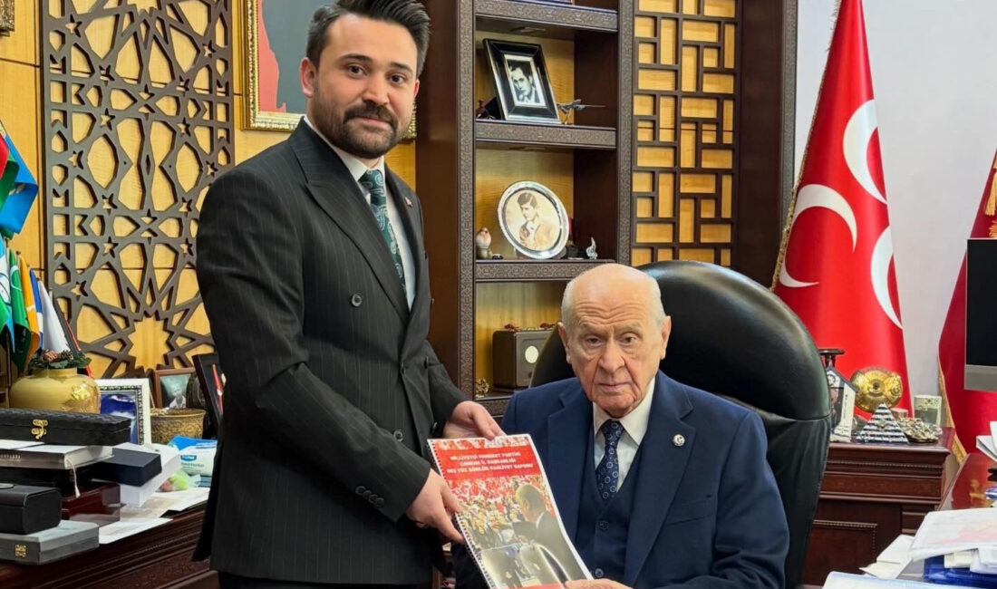 Kaya, Bahçeli’ye 500 gün raporu sundu Milliyetçi Hareket Partisi (MHP) Çankırı İl Başkanı Av. M. Fatih