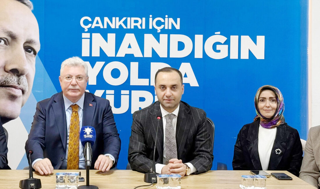 Akbaşoğlu’ndan Tarihi Müjde: Çankırı’nın İçme Suyu Sorunu Tarih Oluyor Ramazan Bayramı’nın coşkusu, Çankırı’nın geleceğini güvence altına alacak tarihi bir