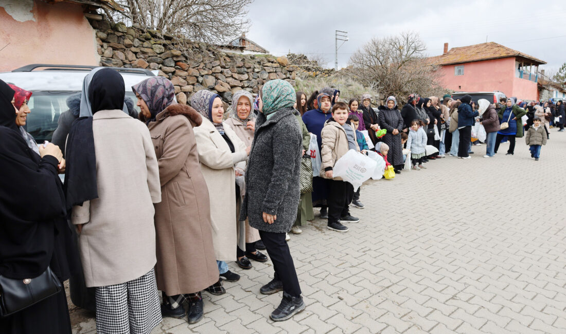Çankırı’nın Hüyük köyünde asırlardır süren Akyel geleneği devam ediyor Çankırı ( AA ) – Çankırı’nın Orta ilçesine bağlı Hüyük köyünde asırlardır