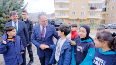 Vali Hüseyin Çakırtaş, il genelindeki eğitim kurumlarına yönelik incelemelerini aralıksız