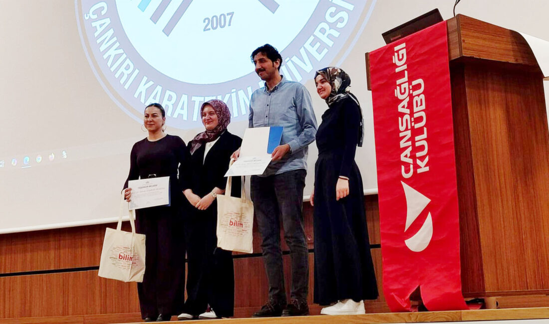 “Zihin ve Beden Bütünlüğü” Etkinliği Gerçekleştirildi Çankırı Karatekin Üniversitesi Cansağlığı Topluluğu tarafından düzenlenen “Zihin ve Beden