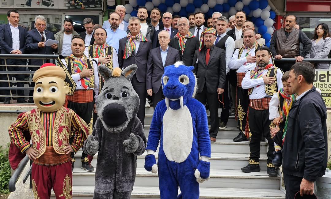Gölcük Çankırı Yarenleri Derneği, Gölcük Donanma İş Merkezi’nde düzenlenen törenle