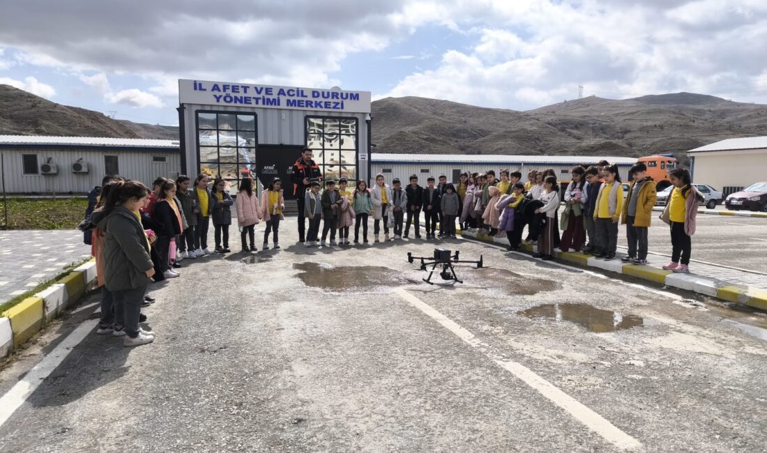 Çankırı Karatekin İlkokulu öğrencilerine yönelik tanıtım ve eğitim faaliyeti düzenlendi.