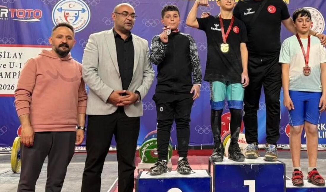 Haltercilerimiz 2 madalya ile döndü Türkiye Halter Federasyonu’nun 2026 yılı faaliyet programında yer alan Yeşilay Minikler