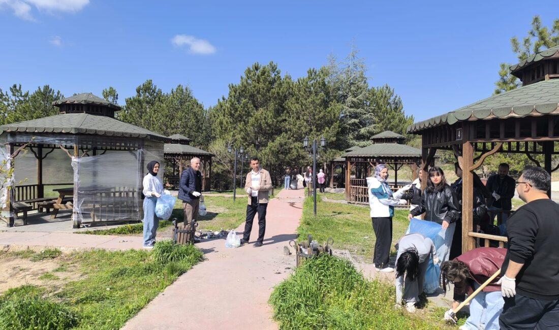 Korgun Kaymakamlığı koordinasyonunda düzenlenen çevre temizliği etkinliğiyle, ilçenin doğal güzelliği