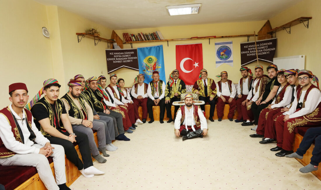 İstanbul’da yaşayan Dodurgalı gençler memleketlerindeki yaren ocağında bir araya geldi.