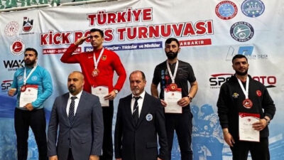 Diyarbakır’da düzenlenen Türkiye Kick Boks Turnuvasında 2 madalya aldık. Türkiye