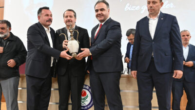 Eğitim Bir-Sen Üniversite Şubesinin 1. Olağan Kongresi dün gerçekleştirildi. Tek