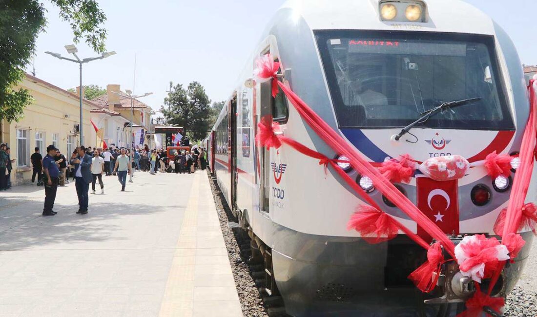 Turistik Tuz Ekspresi’nin 18 Nisan’da başlayacak yeni sezonda 24 seferle