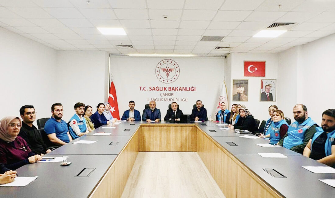 Evde Sağlık Hizmetleri Değerlendirme Toplantısı Yapıldı Evde Sağlık Hizmetleri Değerlendirme Toplantısı, İl Sağlık Müdürü Dr. Öğr.