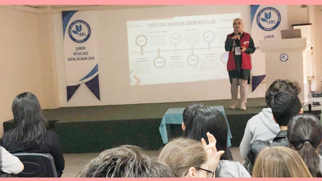Dijital Yetkinlikler ve Yapay Zekâ Atölyeleri Gençlik ve Spor Bakanlığı’nın, gençlik merkezleri aracılığıyla yürüttüğü Genç 2030