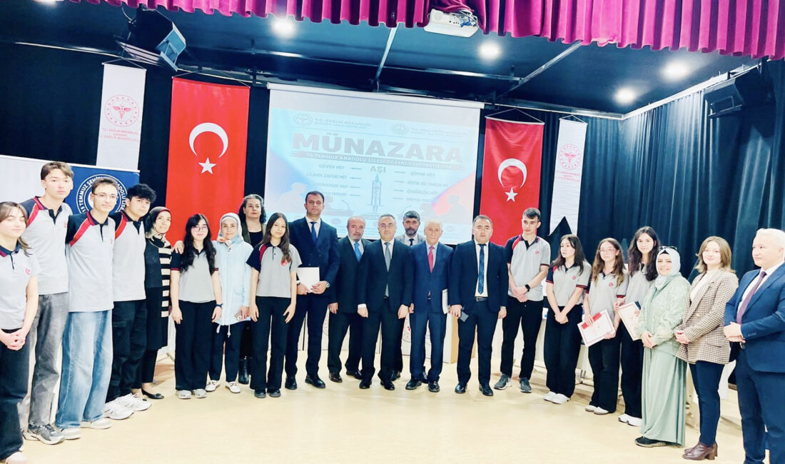 “Aşı; Güven mi Şüphe mi?” Çankırı Gençlik Merkezi Konferans Salonu’nda 15 Temmuz Anadolu Lisesi öğrencilerinin
