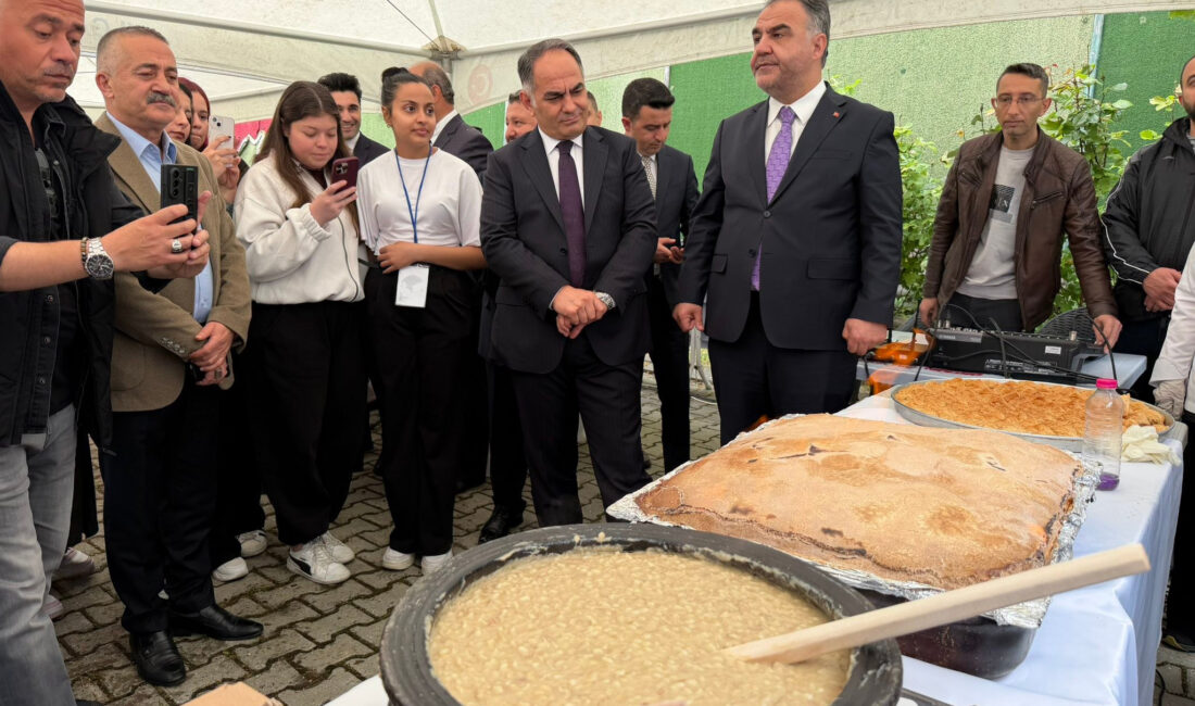 Çankırı’mızın gastronomi mirası için güçlü iş birliği! “Türk mutfağı haftası” kapsamında Ilgaz Turizm fakültesinde düzenlenen program Vali