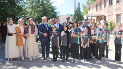 Çankırı’nın Ilgaz ilçesinde, eğitim-öğretim yılının sonuna yaklaşılırken öğrencilerin el emeği