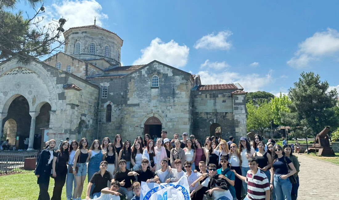 Çankırı’lı Öğrenciler Karadeniz’e Kültür Yolculuğu’na Çıktı Nevzat Ayaz Sosyal Bilimler Lisesi tarafından düzenlenen kültür gezisi kapsamında