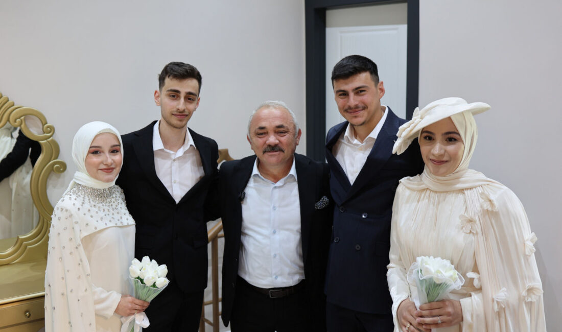 Çankırı’da Yeni Nikah Salonu Hizmete Açıldı Çankırı Belediyesi tarafından Recep Tayyip Erdoğan Parkı içerisinde yapımı tamamlanan