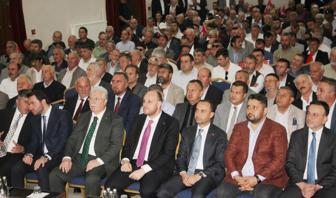 Erdoğan, “Seçimden seçime çalışan bir parti değiliz” AK Parti mahalle ve köy başkanları toplantısı dün gerçekleştirildi. AK