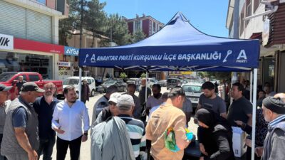 Muharrem ayı münasebetiyle Anahtar Parti Kurşunlu İlçe başkanlığı tarafından vatandaşlara