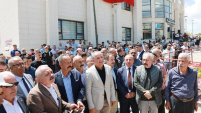 Esentepe Camii Önü Meydan ve Çevre Düzenlemesi projesi temel atma