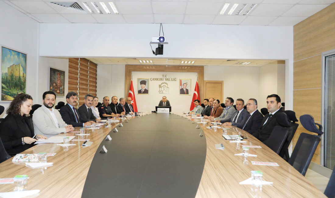 Çankırı’da “Çocuk İl Koordinasyon Kurulu” Toplandı Çankırı’da, 5395 sayılı Çocuk Koruma Kanunu kapsamında düzenlenen Çocuk İl