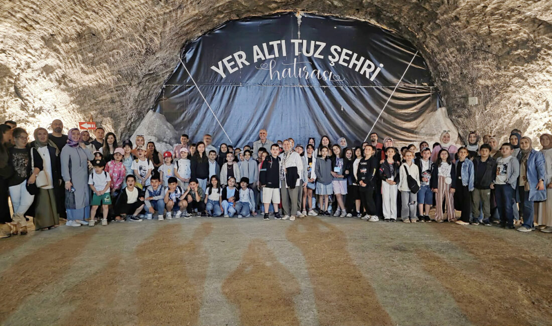 Misafirler Şehrin Tarihi Hazinelerine Hayran Kaldı Milli Eğitim Bakanlığı onayıyla Çankırı Valiliği bünyesinde düzenlenen “Türkiye Geneli