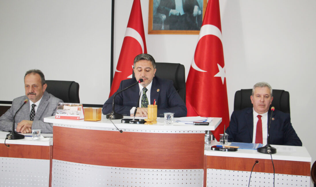 İl Genel Meclisinden Su tahsisine onay İl Genel Meclisi Haziran ayı birleşimleri dün gerçekleştirilen ilk toplantı
