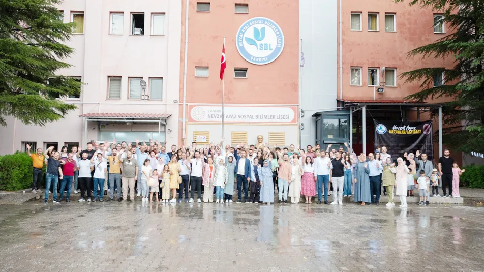 Çankırı’nın eğitimdeki öncü kurumlarından Nevzat Ayaz Sosyal Bilimler Lisesi (NASBL),