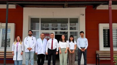 İl Sağlık Müdürü Dr. Öğr. Üyesi Yunus Emre Bulut, beraberinde
