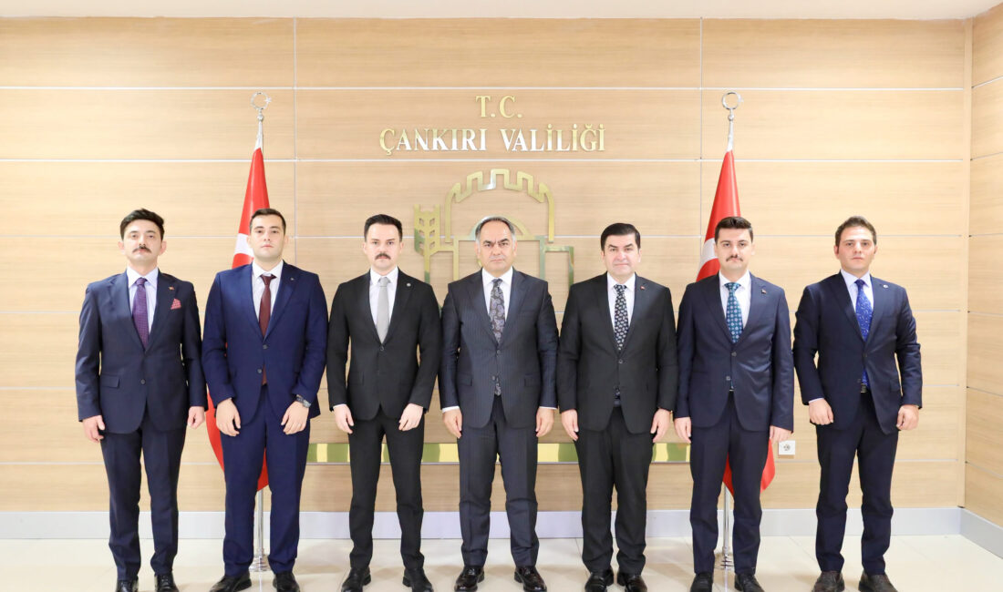 Çankırı Valisi Hüseyin Çakırtaş, Cumhurbaşkanlığı Kararnamesi ile kentin ilçelerine atanan