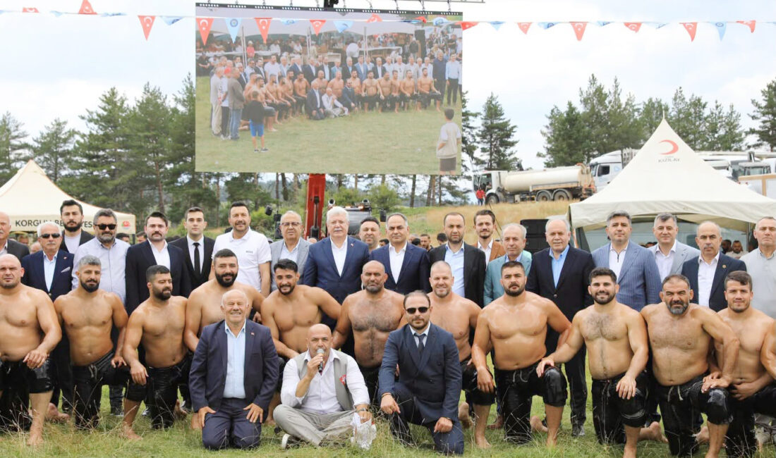 Çankırı’nın köklü geleneklerinden biri olan Geleneksel Yapraklı Yağlı Pehlivan Güreşleri,