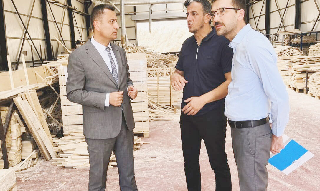KOSGEB Çankırı İl Müdürü Cengiz Uğur, üretim çarklarını yerinde incelemek