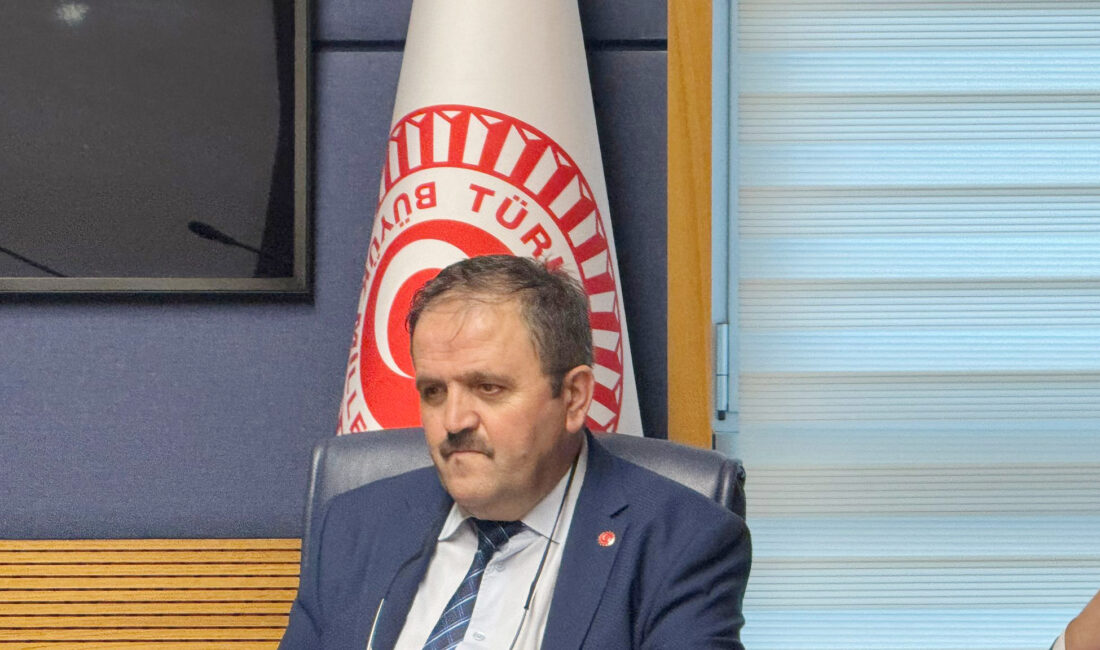 Açıkgöz’den Tuz Festivali Uyarısı “Tuz Festivalimiz, ‘Tuzlu Festivale’ Dönüşmemeli” Saadet Partisi Çankırı İl Başkanı Nevzat Açıkgöz “Çankırı’mızın adını dünyaya
