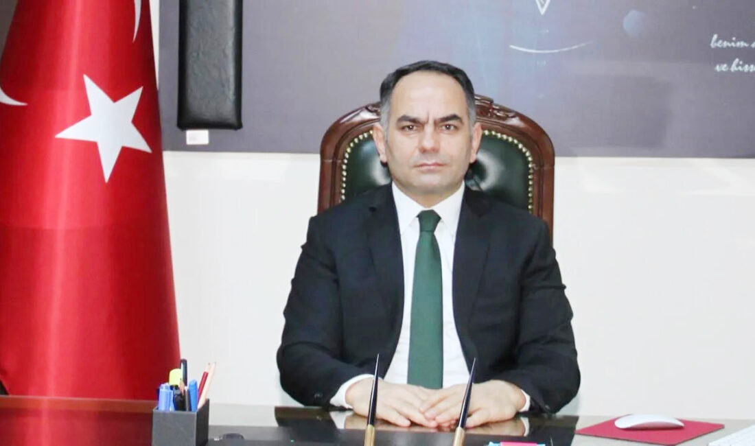 Çankırı Valisi Hüseyin Çakırtaş, Cumhuriyet’in kurucusu Gazi Mustafa Kemal Atatürk’ün
