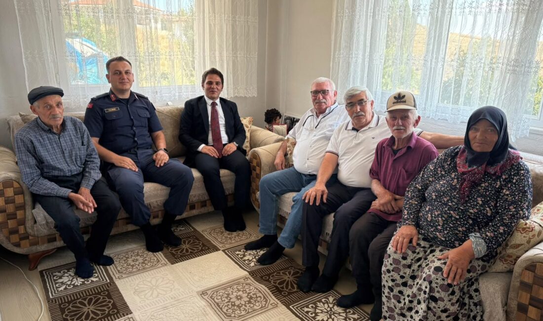 Kaymakam Budak, İkiçam köyünü ziyaret etti Kaymakam Hasan Budak, İl Genel Meclis Üyeleri Abdullah Akkuş ve