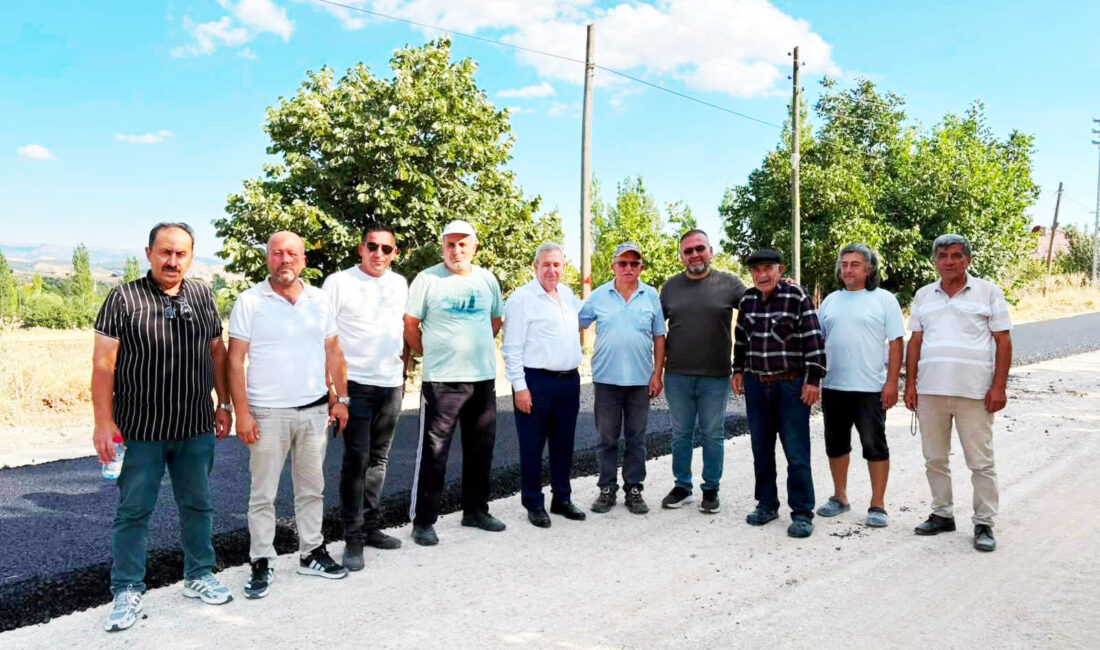 Şabanözü Belediyesi’nden Karaören Mahallesi’ne Çifte Hizmet: Sıcak Asfalt ve Mezarlık Bakımı Başladı Şabanözü Belediyesi, ilçe genelindeki altyapı ve çevre düzenleme çalışmalarına hız