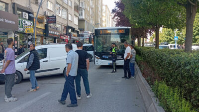 Daha öncede gündeme getirmemize rağmen şehir trafiğinde değişen bir şey