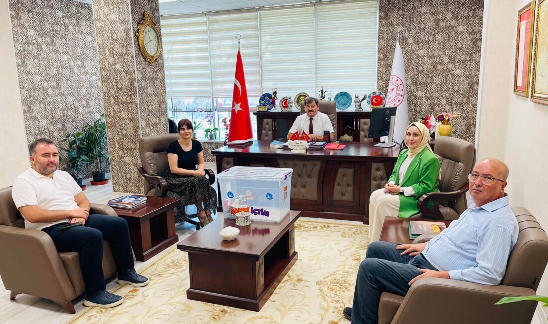 Çankırı’da Halk Sağlığı Haftası’nda “Kaybetmeden Fark Et” Çağrısı 3-9 Eylül Halk Sağlığı Haftası dolayısıyla Çankırı İl Sağlık Müdürlüğü