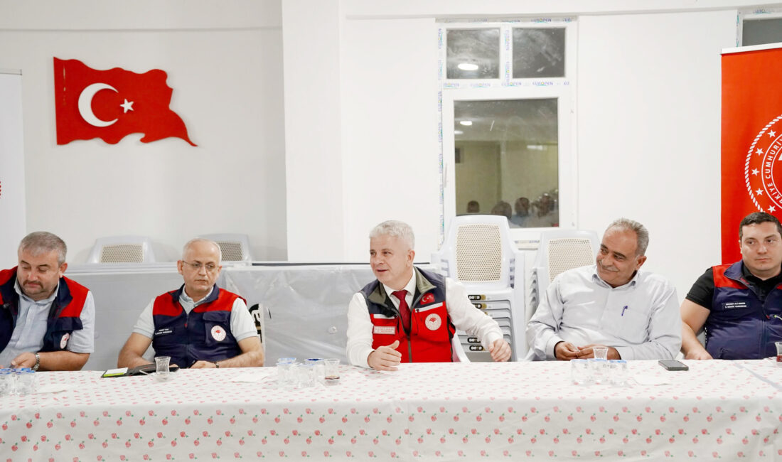 Koyunbaba Sulama Sahası Üreticilerine Alternatif Ürün ve Yeni ÇKS Müjdesi Çankırı İl Tarım ve Orman Müdürlüğü, üreticilerle saha buluşmalarına kesintisiz