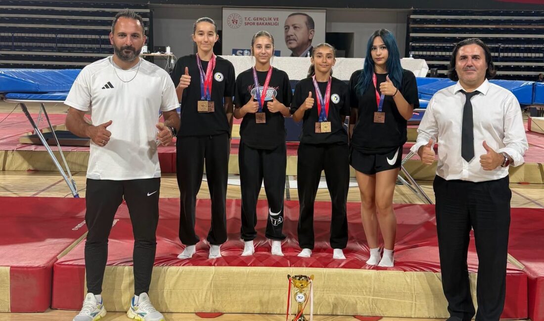 13 kulüpten 63 sporcunun katılımıyla düzenlenen Trampolin Cimnastik YGB Kulüplerarası