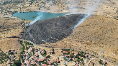 Çankırı’nın Korgun ilçesinde çıkan arazi yangınında yaklaşık 650 dekarlık alan